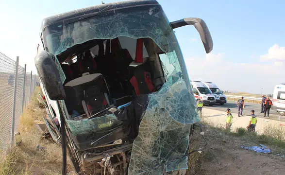 44 kişi yaralanmıştı! Aksaray'daki otobüs kazasında acı haber geldi