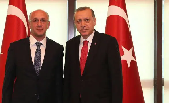 Siyasette sıcak saatler! O isim AK Parti Başkanlığını bıraktı