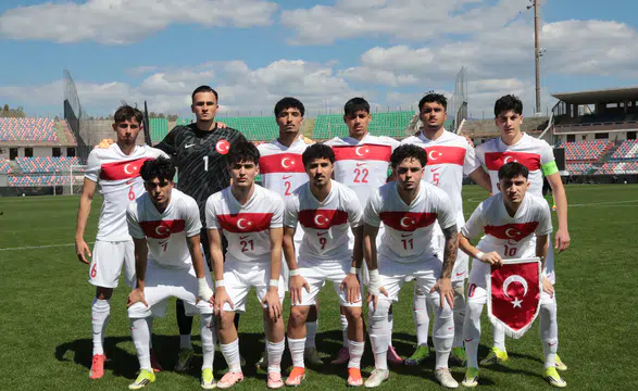Konyaspor'dan iki oyuncuya Akdeniz Oyunları için milli davet