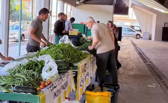Konya’da yok böyle pazar! Her Cumartesi kuruluyor