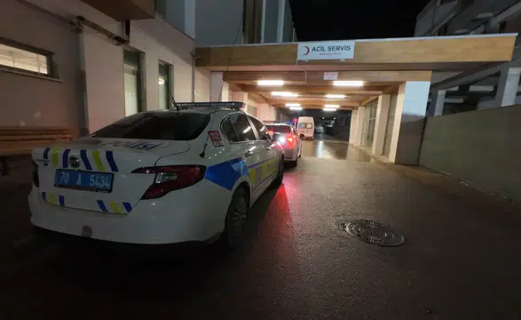 Karaman’da yolun karşısına geçen kadına otomobil çarptı