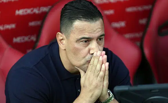 Konyaspor'da Çağdaş Atan ile yollar ayrıldı! Takımın başına Palut geliyor