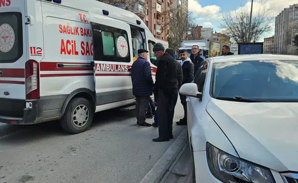 Konya Selçuklu'da kaza! Otomobil yayaya çarptı