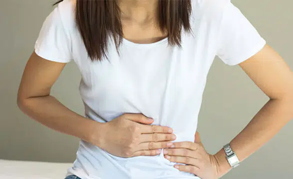 Reflüyü hafife almayın: Tedavi edilmezse yemek borusuna zarar veriyor