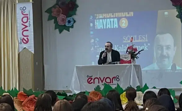 Konya'da öğrenciler, insan olmanın değerini bu söyleşide keşfetti