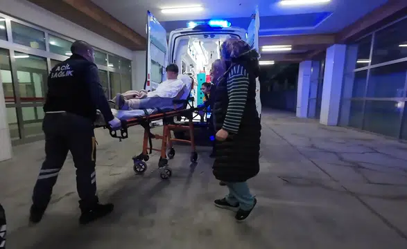 Karaman’da parkta dehşet: 13 yaşındaki çocuk bıçaklandı