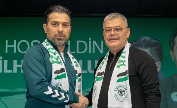 Konyaspor'da İlhan Palut, yeni sezon planlaması için konuştu