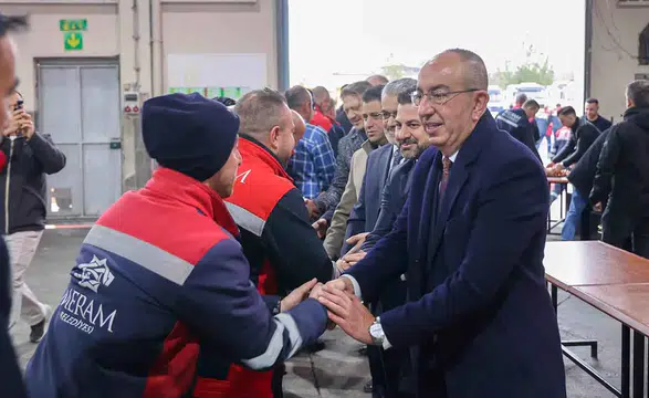 Meram Belediye Başkanı Kavuş: “Belediyecinin tatili yok”