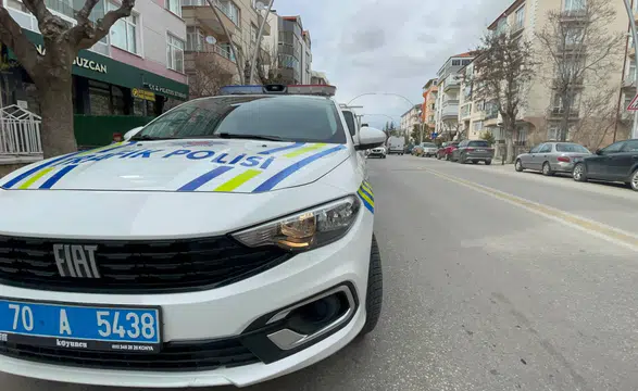 Karaman'da kamyonetin çarptığı çocuk hastaneye kaldırıldı