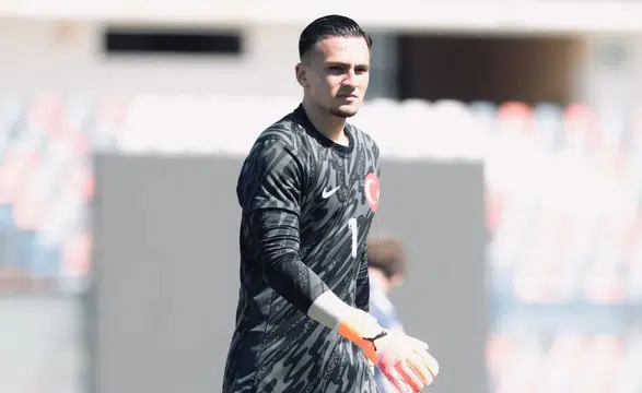 Konyasporlu kaleci büyük heyecan yaşadı