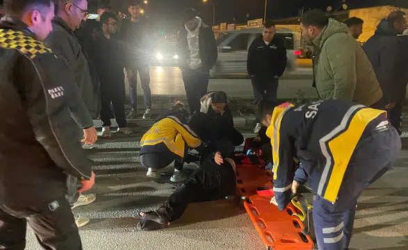 Karaman'da üniversite öğrencisine araç çarptı: 3 yaralı