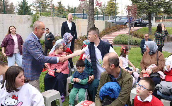Down sendromlu bireyler 23 Nisan'ı DOSD Meram'da coşkuyla kutladı!