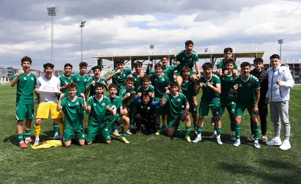 Konyaspor iki kategoride şampiyon oldu