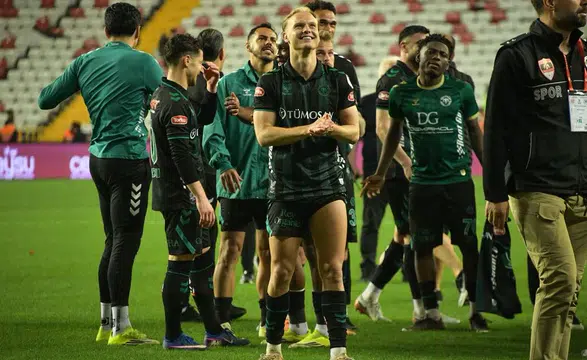Konyaspor'da iki oyuncu, Trabzonspor maçında yok!