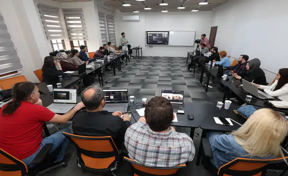 Konya Büyükşehir’den teknoloji atağı: Personel yapay zekâ eğitimi alıyor