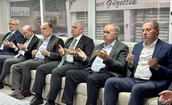 Konya Valisi, Başkan Günbaş’ı acı gününde yalnız bırakmadı