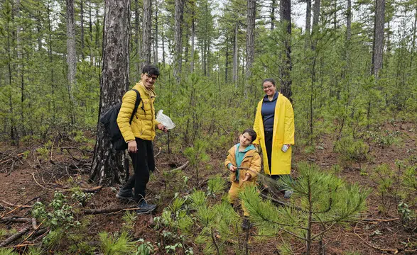 Beyşehir’de doğa tutkunlarından lezzet ve yürüyüş dolu gün
