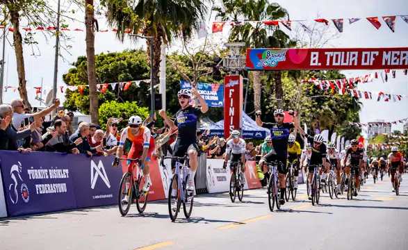 Bisiklete Büyükşehir Belediyespor damgası