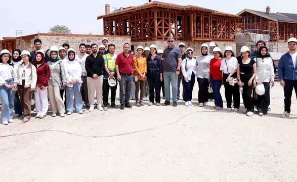 Türkiye’nin en büyük dönüşüm projelerinden biri Konya’da ders oldu