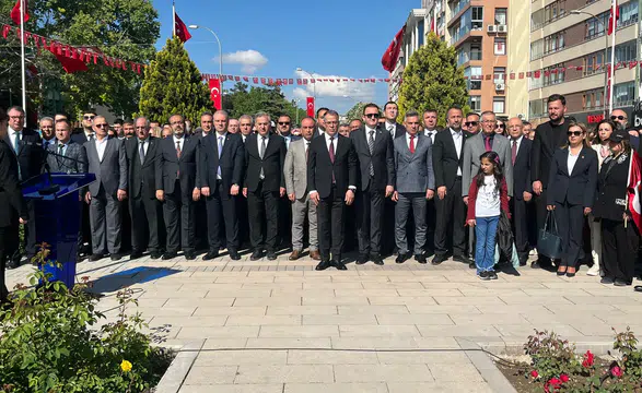 Konya’da 19 Mayıs coşkusu Ata’nın huzurunda başladı