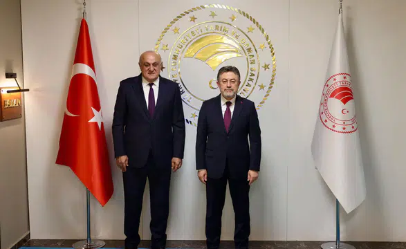 Görüşmenin detayları belli oldu! Başkan Erkoyuncu Bakan Yumaklı ile görüştü