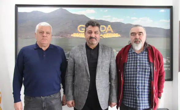 Golda Gıda A.Ş. Genel Müdürü Doğan, yeni yaşını ekibimizle kutladı