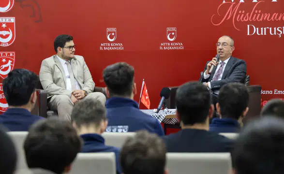 Konya’da Başkan Kavuş gençlere seslendi: "Türkiye’nin kaybedecek zamanı yok”