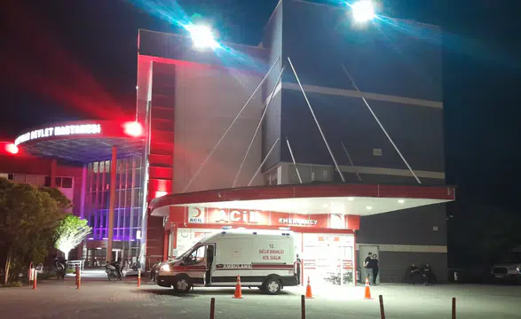 Konya'da yola çıkan köpek kazaya neden oldu: 4 yaralı