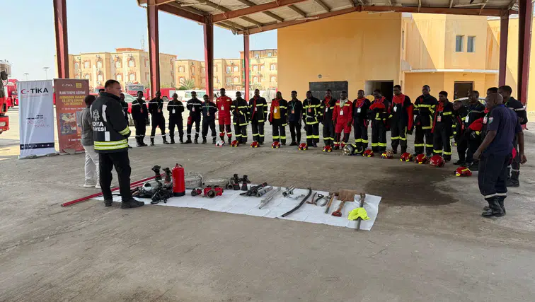 Dünyaya örnek oluyor! Konya İtfaiyesi Afrika’da sahaya indi