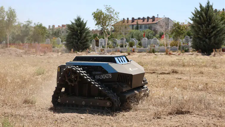 Konya'da mezarlıklarda robot dönemi başladı!