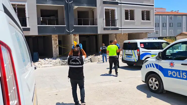 Aksaray'da iş kazası can aldı! İnşaattan düşen işçi yaşamını yitirdi