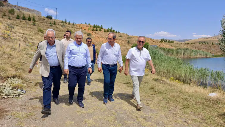 Konya Valisi Akın, hafta sonu da durmuyor! Dipsiz Göle gitti