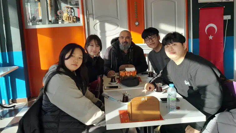 Güney Koreli gençler Konya’ya hayran kaldı