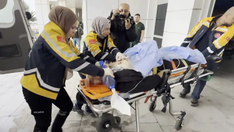 Gurbetten geldi, ağabeyini sokak ortasında öldürdü