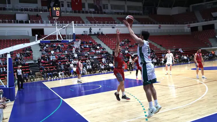 Karatay Basketbol evinde güzel