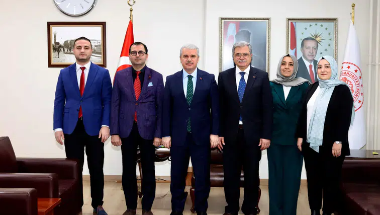 Konya Valisi Akın, Ticaret İl Müdürü Çağlayan ve heyetini makamında ağırladı