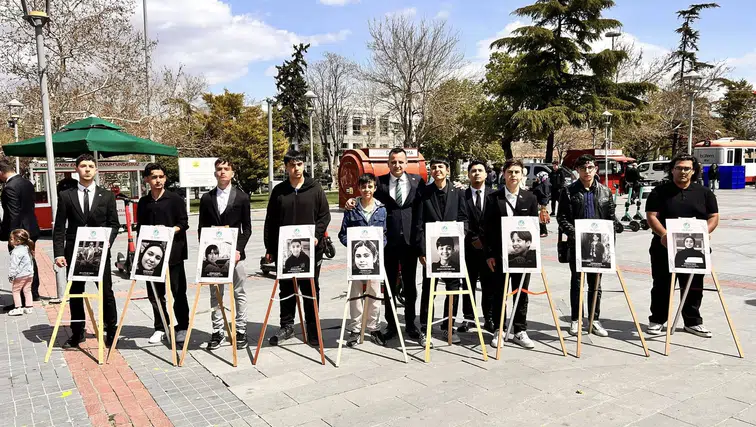 Ülkü Ocakları Konya İl Başkanlığı’ndan 23 Nisan’da anlamlı sergi
