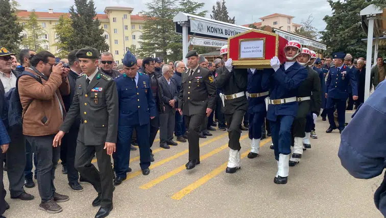 Konya’da büyük acı! Al bayrağa sarılarak son yolculuğuna uğurlandı