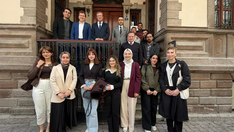 Konyalı basın mensuplarına basın kartları teslim edildi