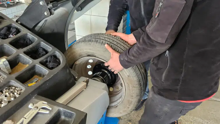 Konya'da uzmanından kritik uyarı! "Lastik değişimini ihmal etmeyin"