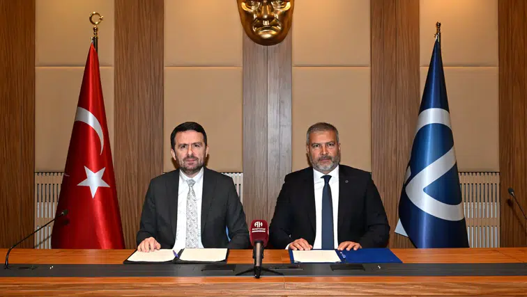 BİK ile Anadolu Üniversitesi anlaştı: Öğrencilere staj yolu açıldı