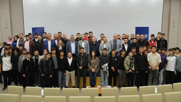 15 bin üyeli gençlik hareketi Konya'da sahaya indi