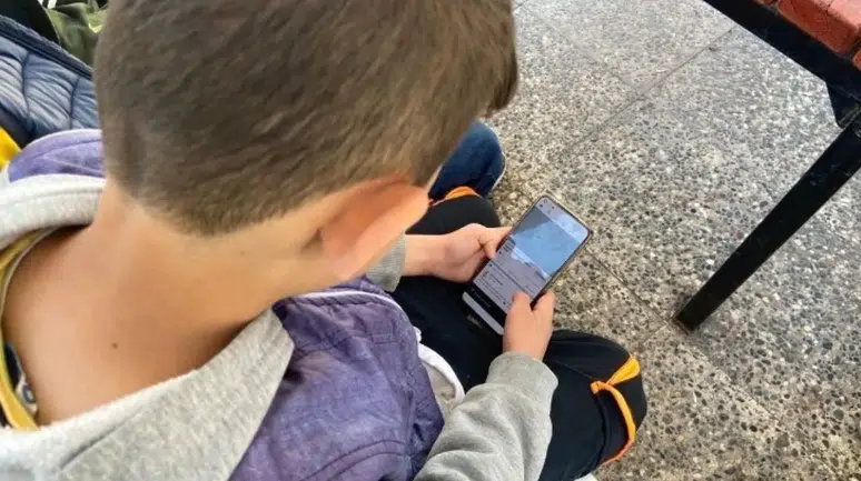 Uzmanlar uyardı: "Ekran süresi 2 saati geçmemeli!"