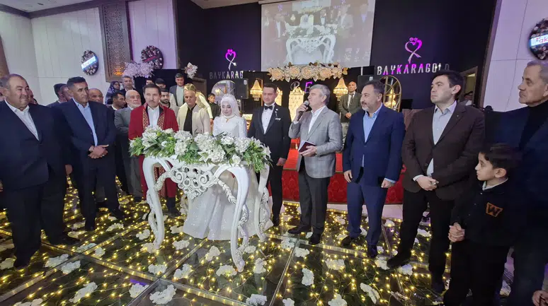 Konya’da bu düğünde nikahı Başkan Kılca kıydı, şahitler vekiller oldu