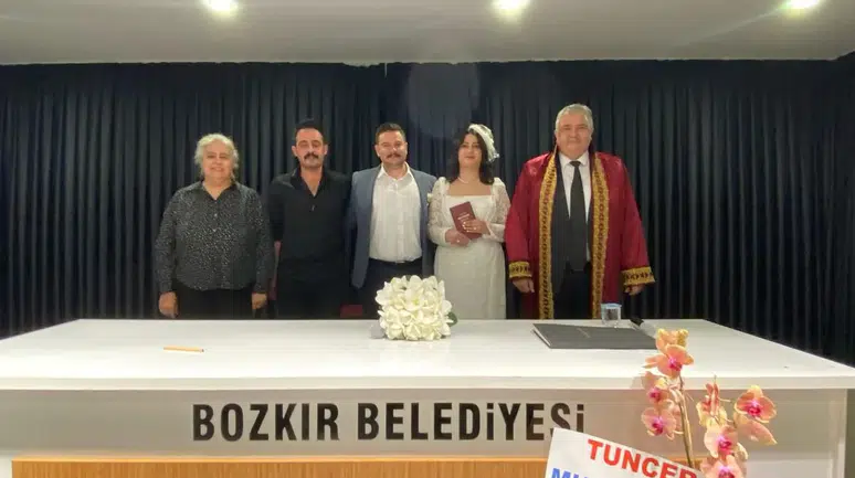 Başkan Karabulut personelini yalnız bırakmıyor