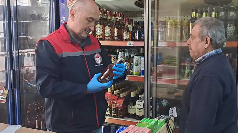 Karaman'da yılbaşı denetimi! Alkol satışı yapan işletmeler denetlendi
