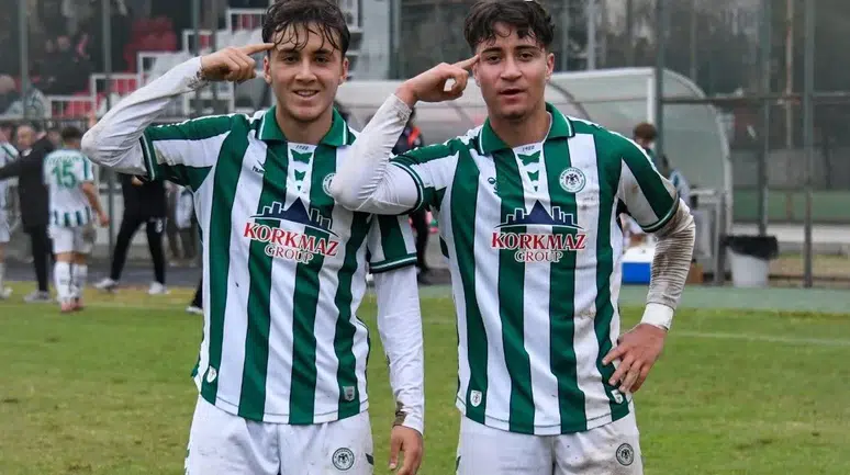 Genç Kartallar, Fenerbahçe önünde