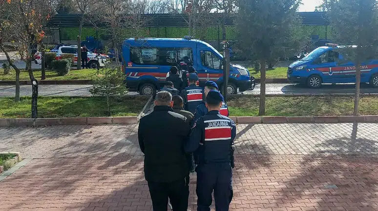 Aksaray merkezli 5 ilde dolandırıcılık operasyonu