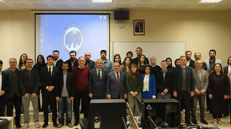 KMÜ’de ileri donanımlı çeviri laboratuvarı açıldı