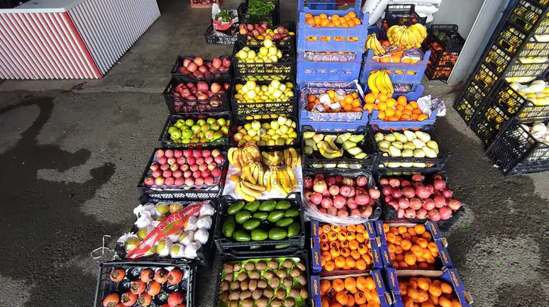 Konya'da meyve sebzedeki fiyatlara karşı uyarı! "Denetimler arttırılsın"